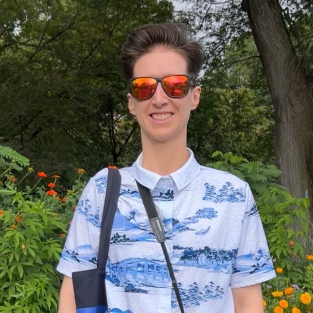 Meet your Posher, Yuliya